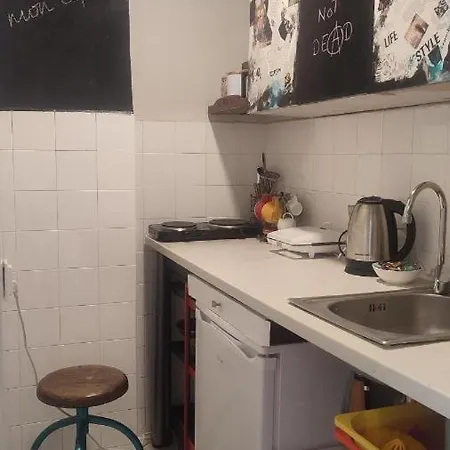 Daire Coco Bright & Stylish In