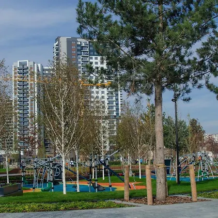 Daire Coco Bright & Stylish In *