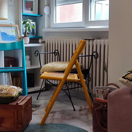 Daire Coco Bright & Stylish In