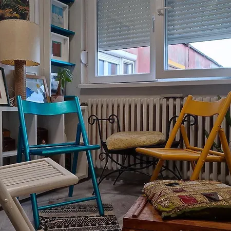 Coco Bright & Stylish In 아파트 베오그라드