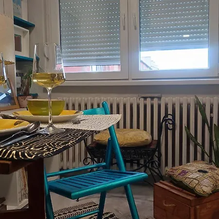 아파트 Coco Bright & Stylish In