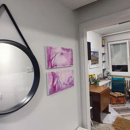 Coco Bright & Stylish In *